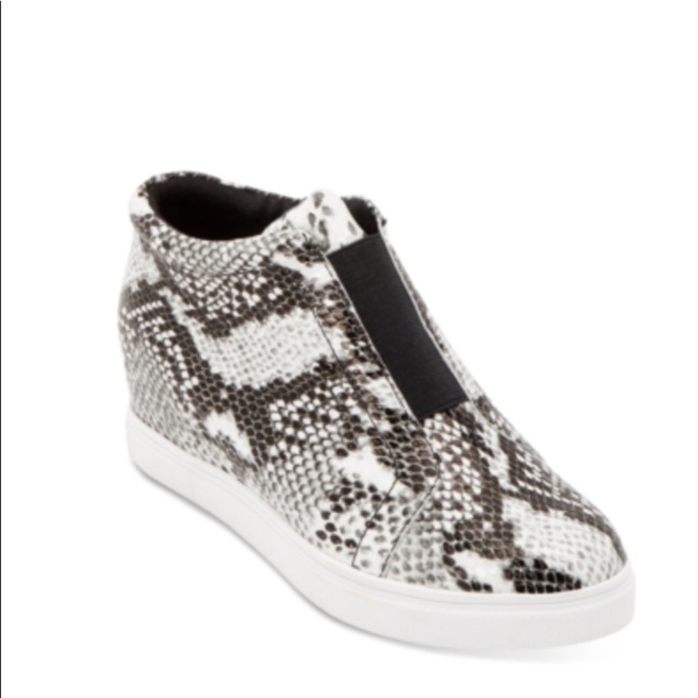 Aqua College Glady Waterproof Sneakers